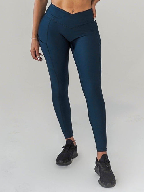 Lululemon In Movement HR Tight 25 - Nocturnal Teal size 4